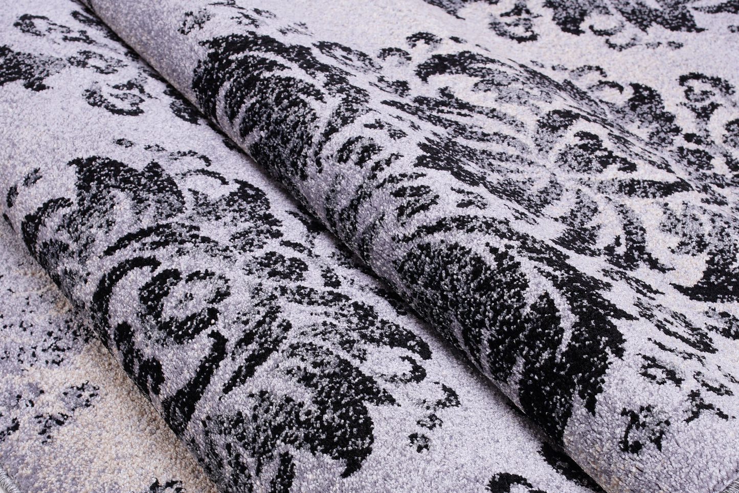 Everest Collection Milan Classic Damask Style Soft Beautiful RUG in Gray and Black