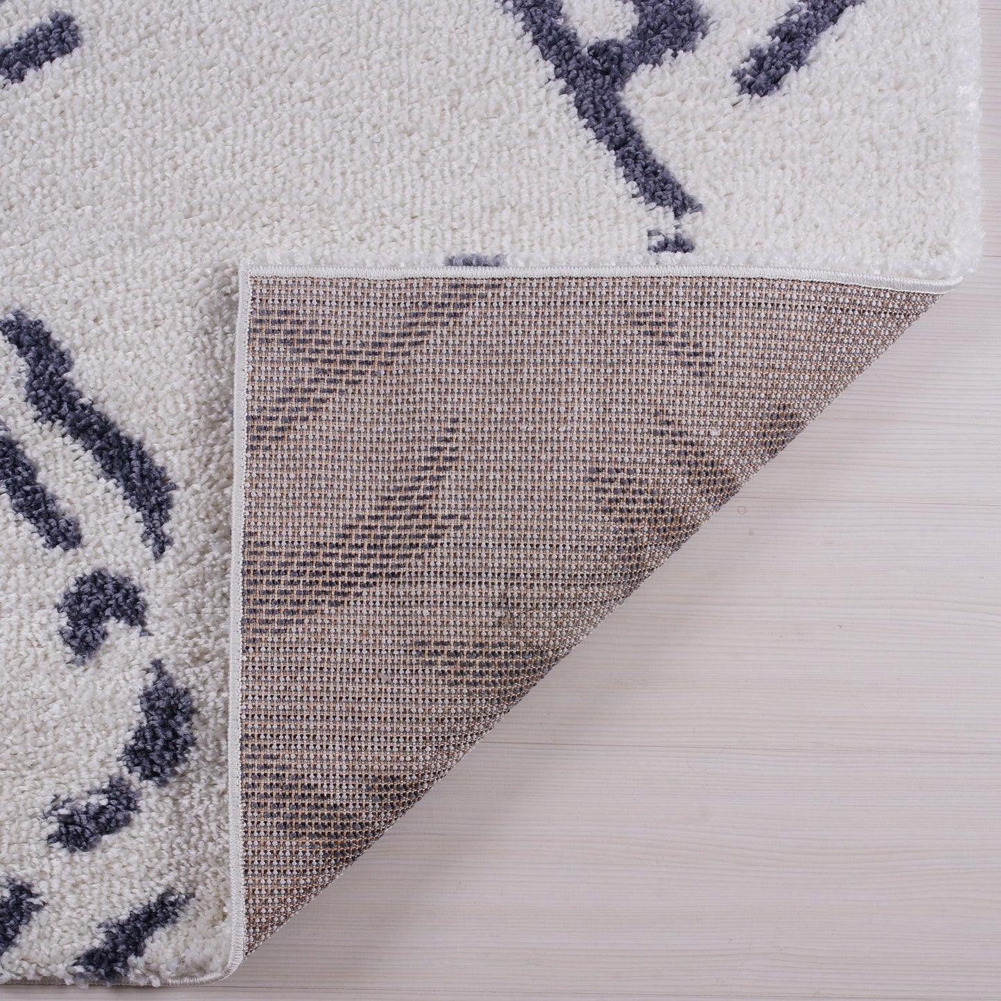 Shaggy Kenitra European Abstract Soft Polypropylene Modern Small Mat Doormat Rug in White Light Gray