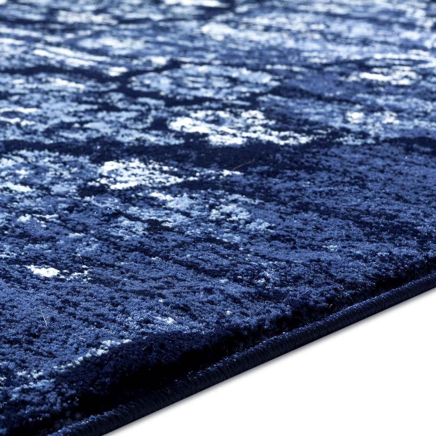 Kentucky Navy Blue Traditional Area Rug