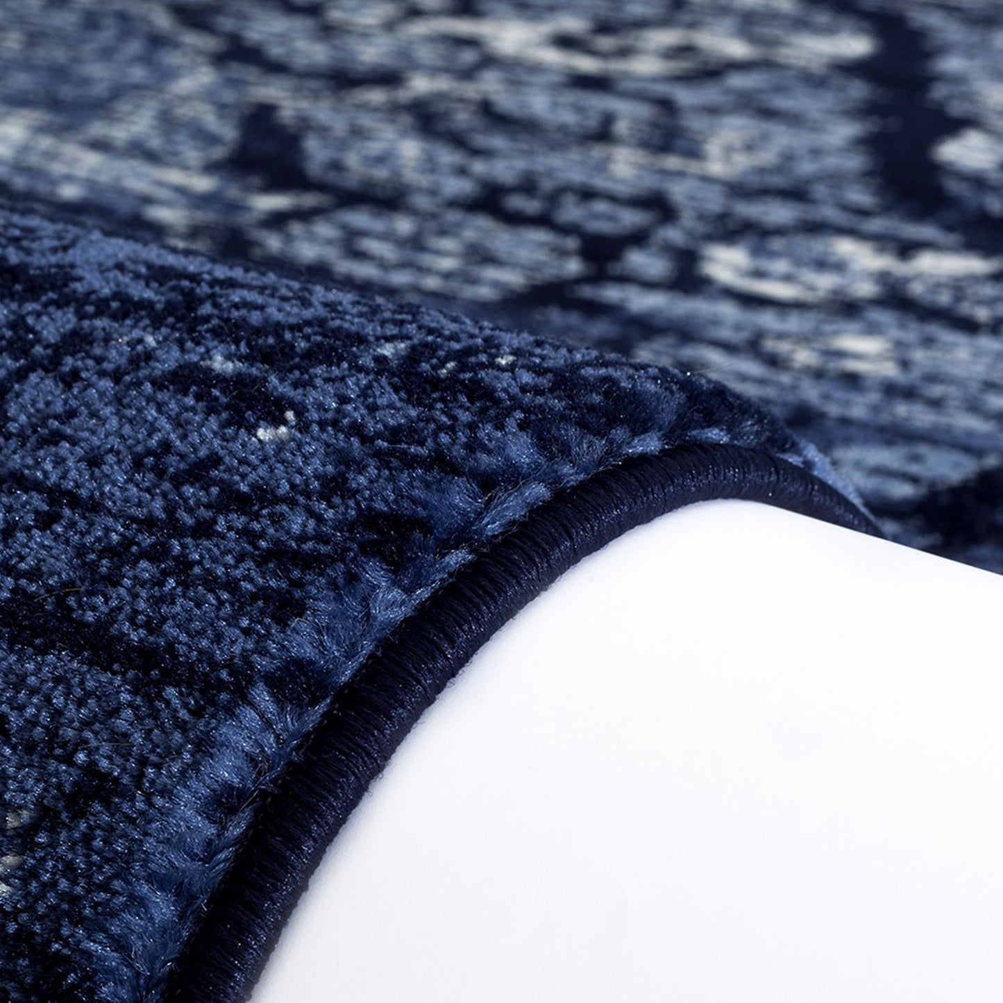 Kentucky Navy Blue Traditional Area Rug