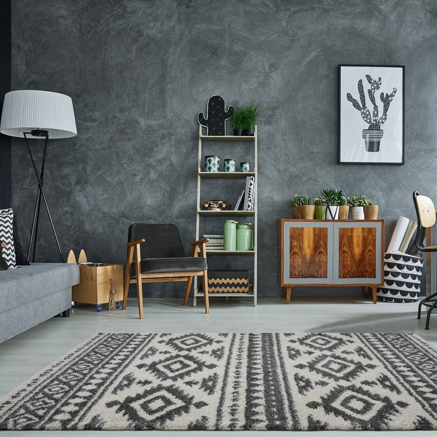 Damask Trellis Ivory Gray Shaggy Area Rug -