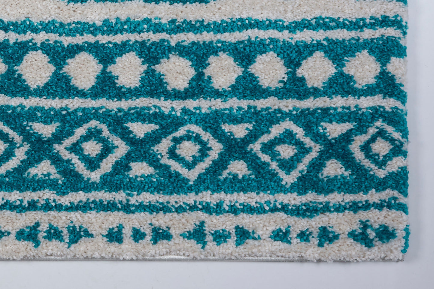 Damask Trellis Turquoise Ivory Shaggy Area Rug -