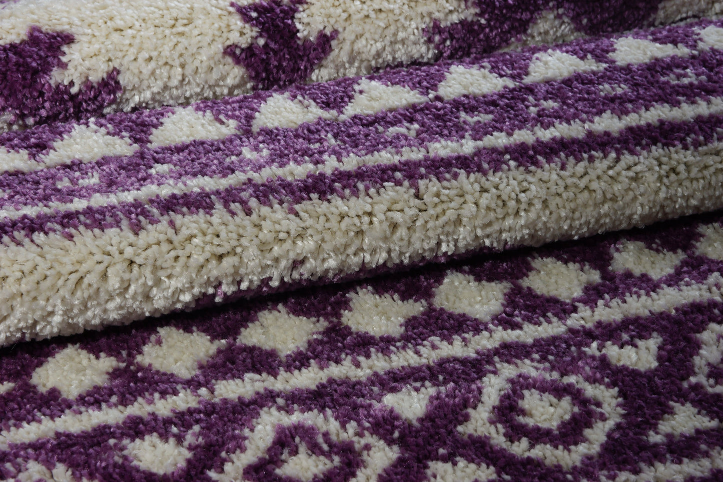 Damask Trellis Ivory Berry Purple Shaggy Area Rug -
