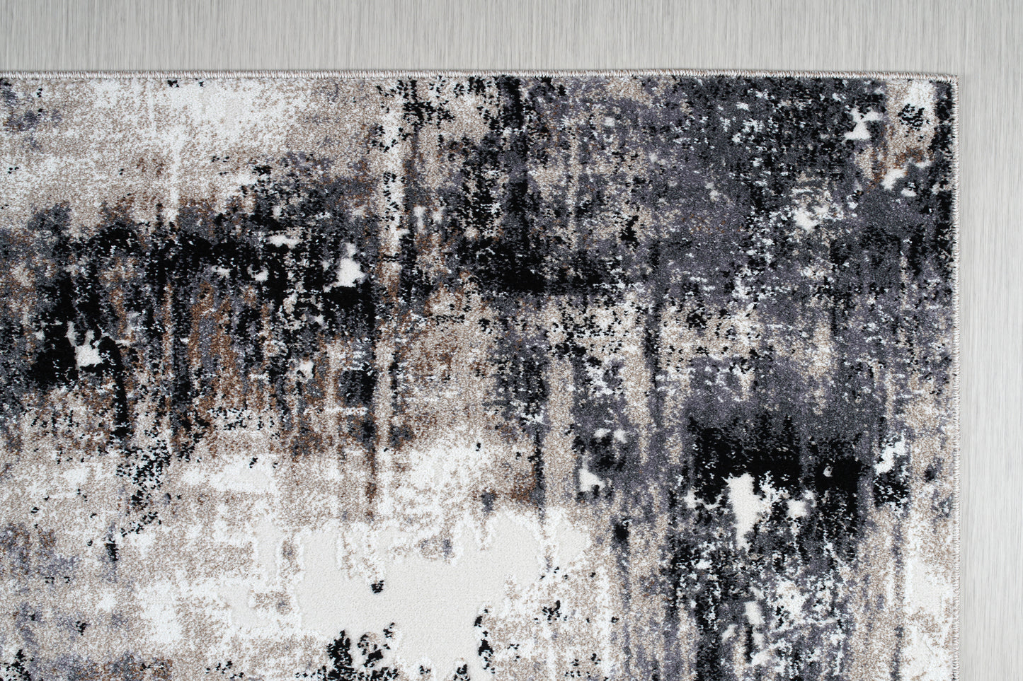 Everest Black Grey Beige Modern Rustic Design Area Rug