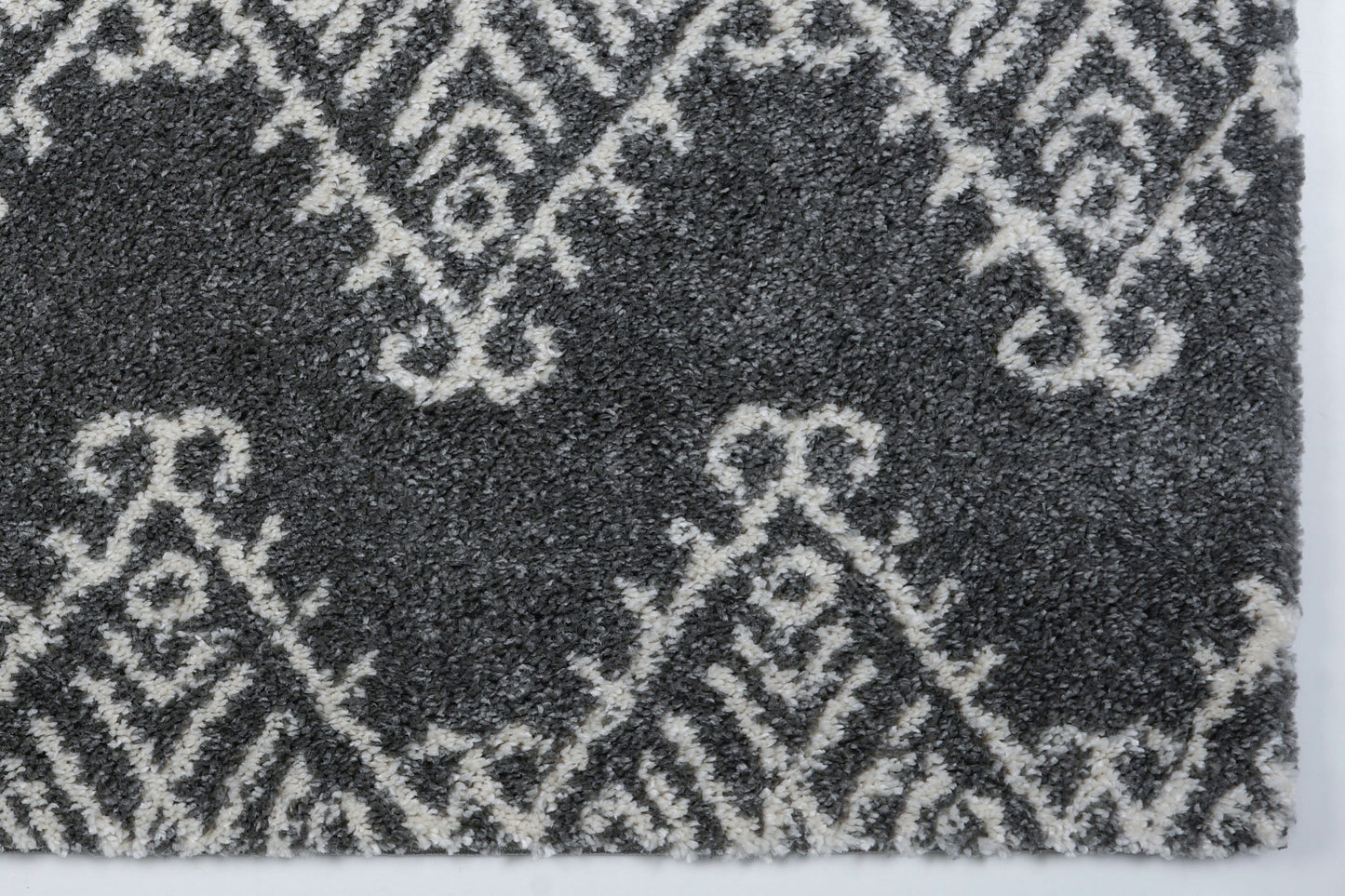 Oriental Motif Gray Ivory Shaggy Area Rug -