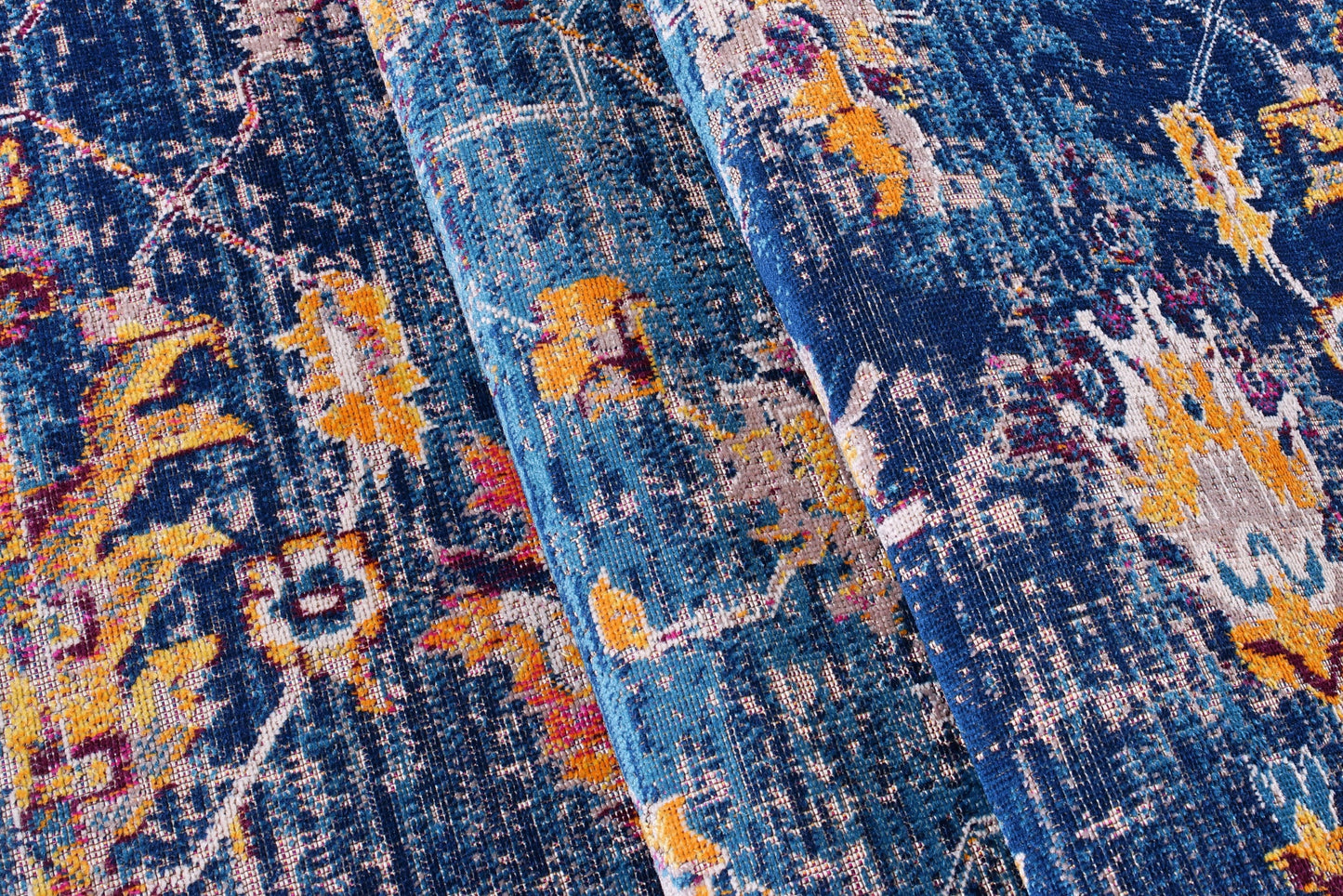 Tremont Dark Blue Traditional Indoor/Outdoor Area Rug