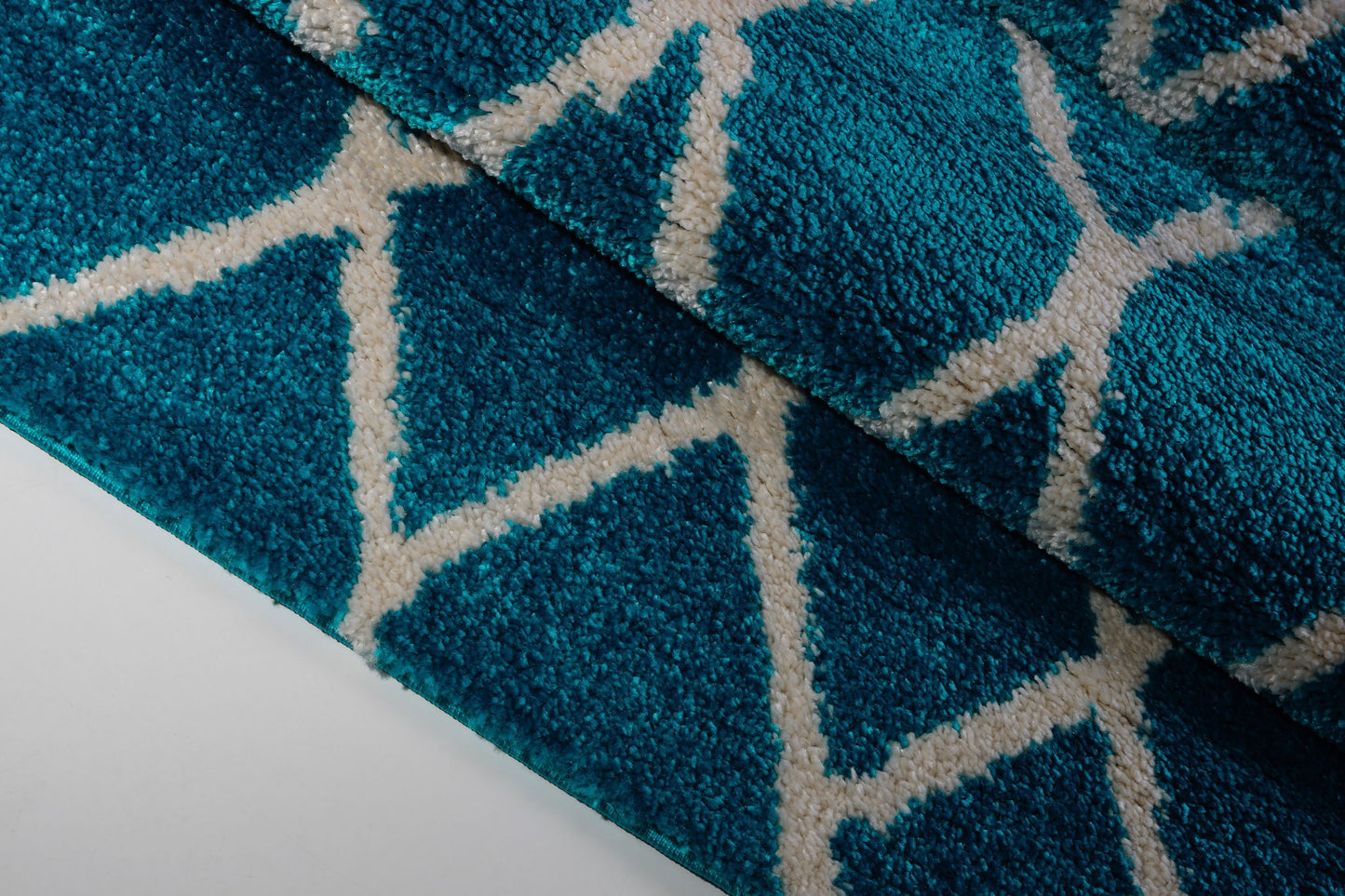 Toronto Trellis Turquoise Ivory Area Rug -