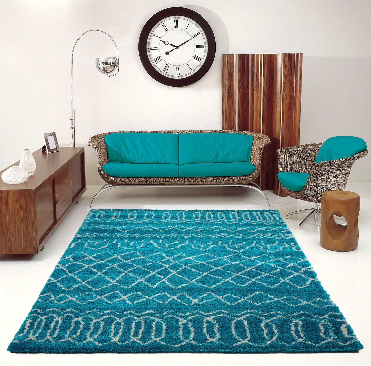 Shaggy Turquoise Ivory Vancouver Area Rug -
