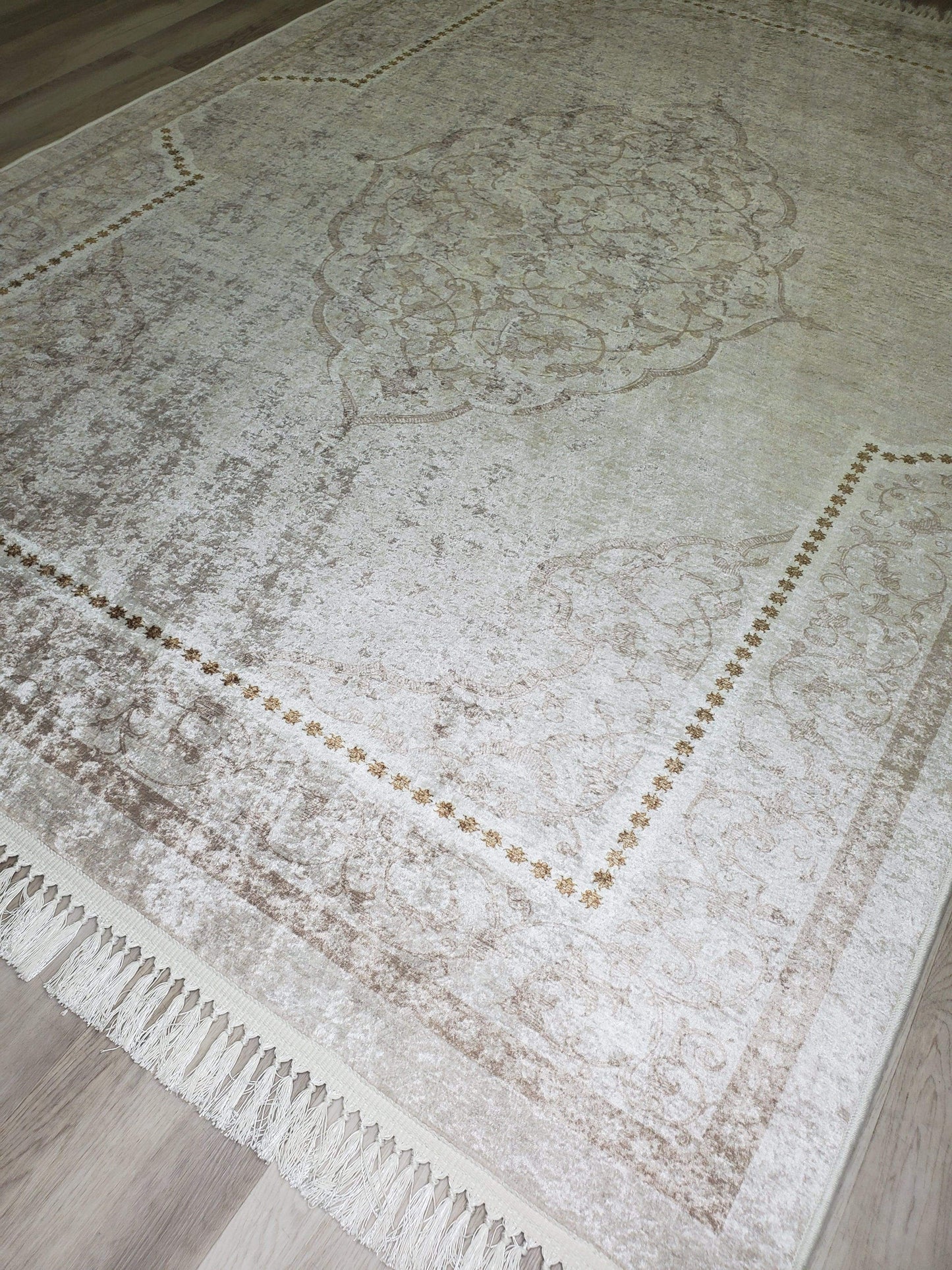 Ashbrun Flatweave Cream Area Rug 6'6" x 9'6"