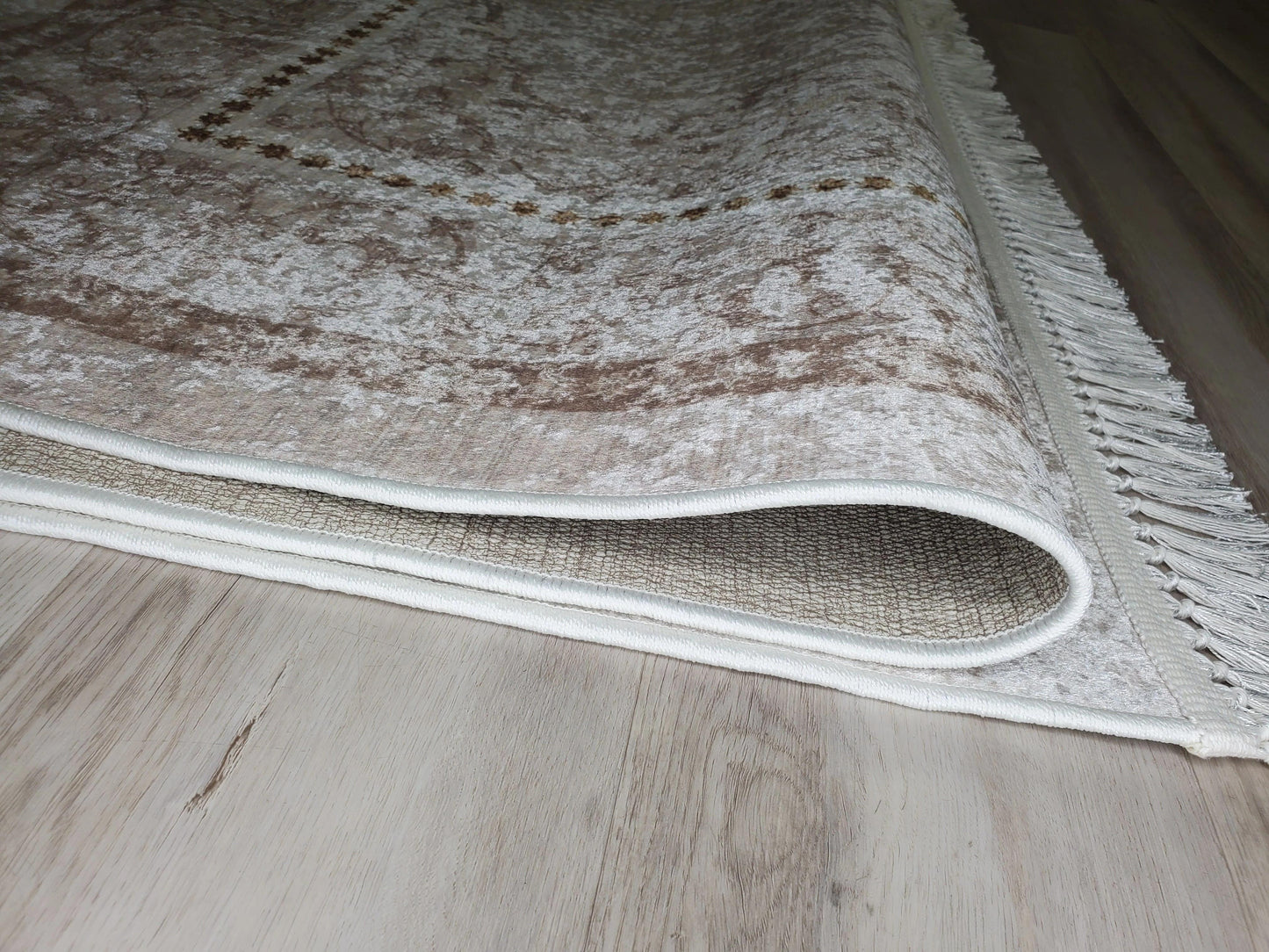 Ashbrun Flatweave Cream Area Rug 6'6" x 9'6"