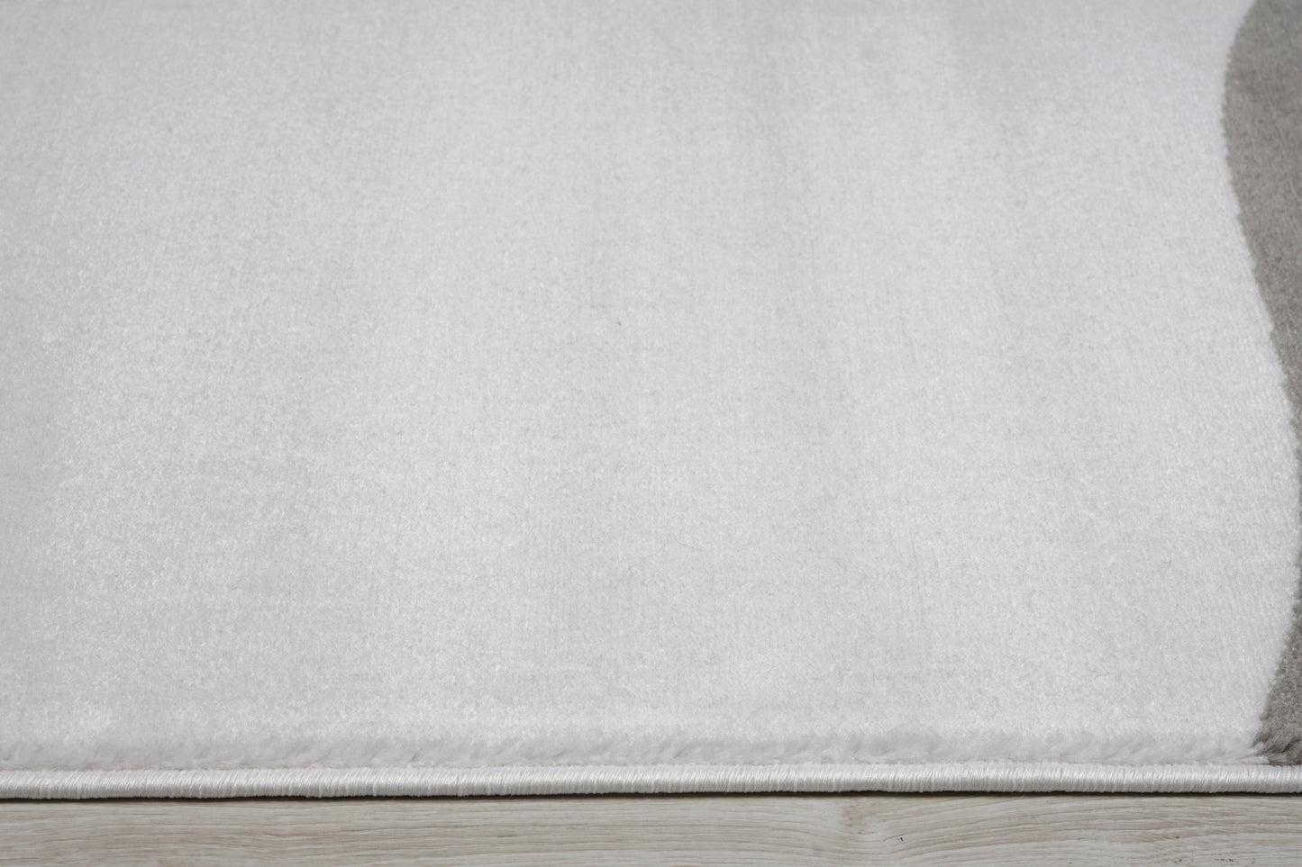Beautiful Soft Turkish White Contemporary Spriral Area Rug Carpet