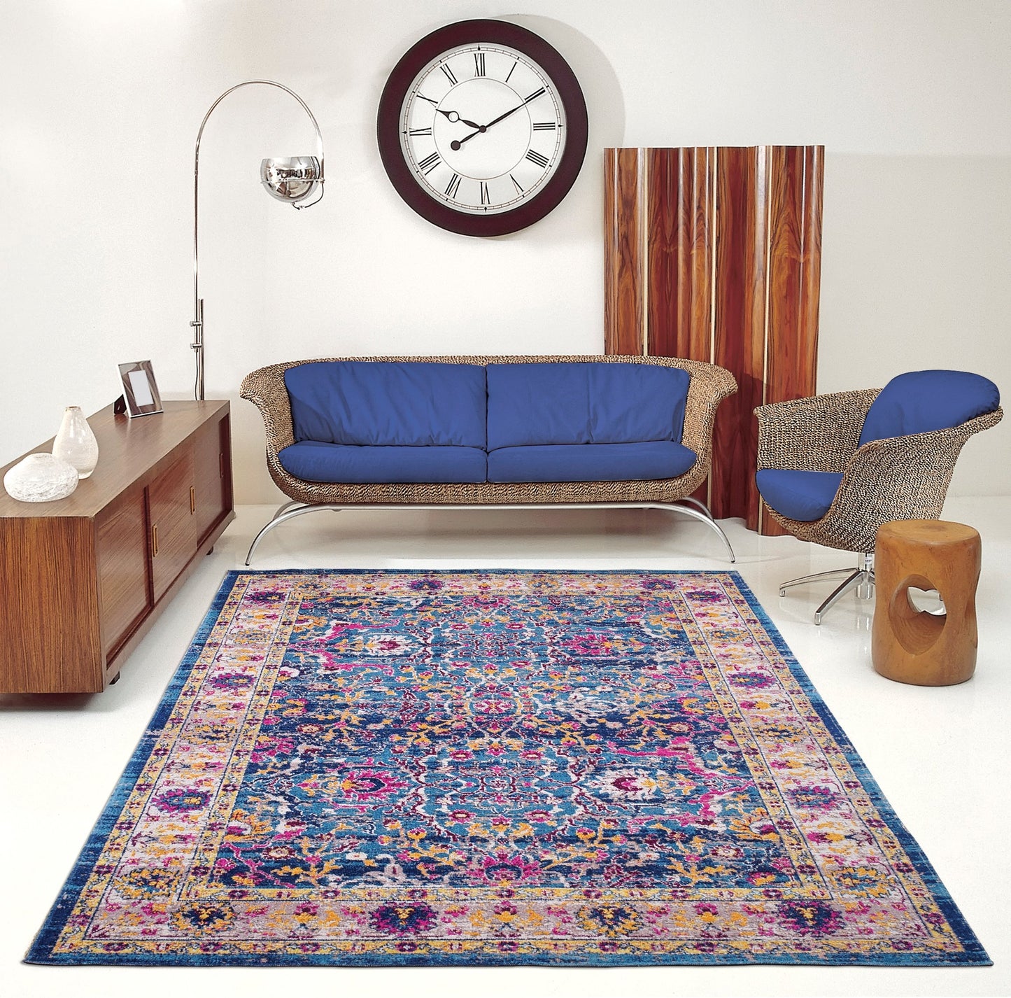 Whitby Blue Beige Traditional Indoor/Outdoor Area Rug